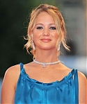 Jennifer-Lawrence-65th2BVenice2BFilm2BFestival2BBurning2BPlain2BPremiere2BYMSdT-VxRdOl.jpg