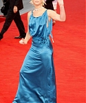 Jennifer-Lawrence-Burning2BPlain2BPremiere2BVenice2B0FuRwr2bUNcl.jpg