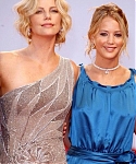 Jennifer-Lawrence-Burning2BPlain2BPremiere2BVenice2B7pb-xK6VdzBl.jpg
