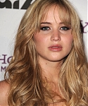 Jennifer_Lawrence_recieving_an_award_at_the_14th_Annual_Hollywood_Awards_Gala_02.jpg