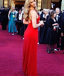 Jennifer_Lawrence_attending_the_2011_Academy_Awards_in_a_smoking_hot_red_dress_MQ_67.jpg