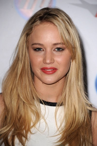 Jennifer_Lawrence_at_the_Eleventh_Annual_AFI_Awards_16.jpg