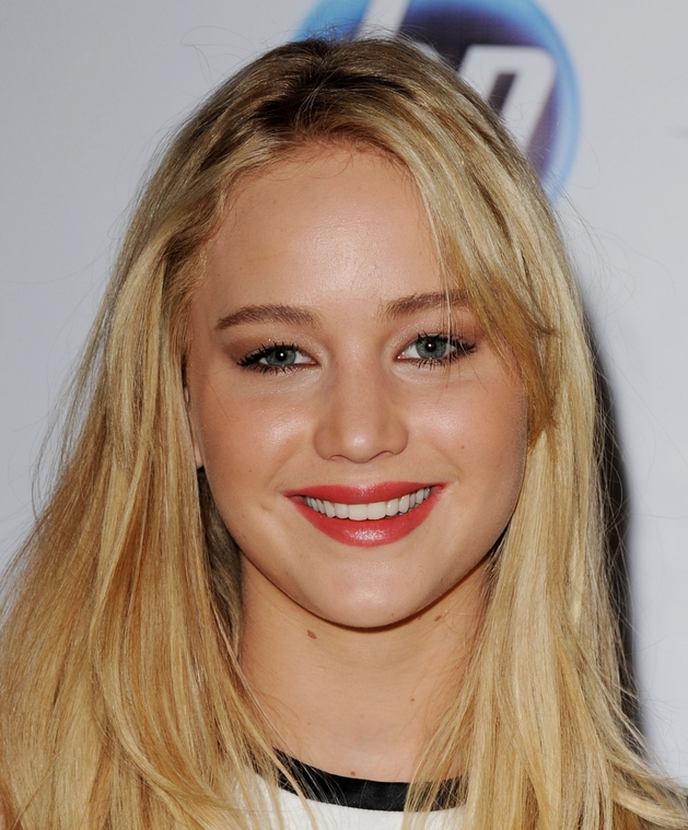 Jennifer_Lawrence_at_the_Eleventh_Annual_AFI_Awards_33.jpg