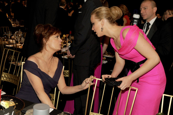 Jennifer_Lawrence_attending_the_17th_Annual_Screen_Actors_Guild_Awards_04.jpg