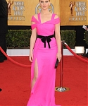 Jennifer_Lawrence_attending_the_17th_Annual_Screen_Actors_Guild_Awards_006.jpg