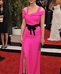Jennifer_Lawrence_attending_the_17th_Annual_Screen_Actors_Guild_Awards_064.jpg