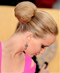 Jennifer_Lawrence_attending_the_17th_Annual_Screen_Actors_Guild_Awards_120.jpg