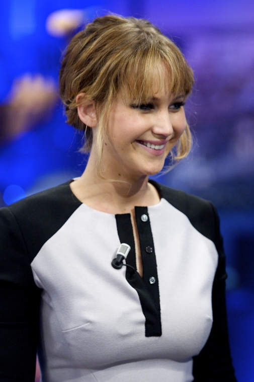 Beautiful_Jennifer_Lawrence_on_Spanish_TV_show_El_Hormiguero_001.jpg
