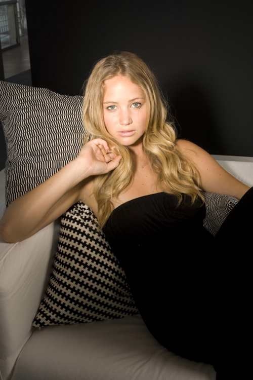 HQ
