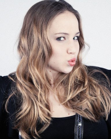 Jennifer_Lawrence_InStyle_photoshoot_04.jpg