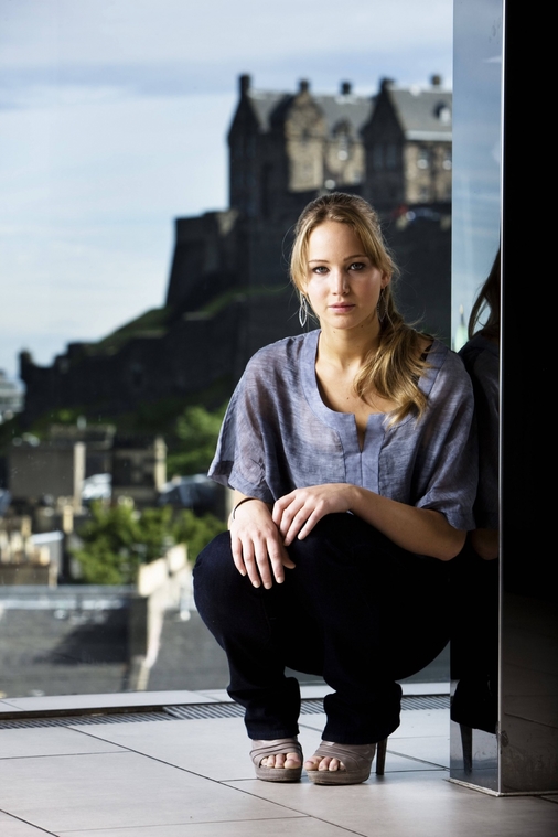 Jennifer_Lawrence_sexy_hot_photoshoot_23.jpg