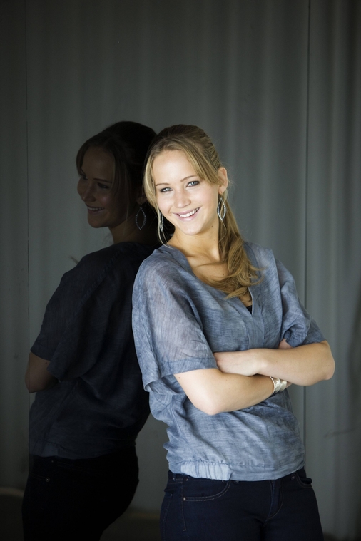Jennifer_Lawrence_sexy_hot_photoshoot_32.jpg