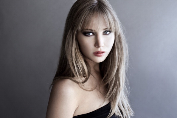 Jennifer Lawrence looking sexy in this 2010 Photoshoot
