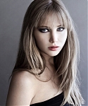 Jennifer_Lawrence_Angeleno_Photo_Shoot_02.jpg