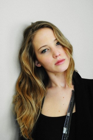 2010-02-Sundance_Film_Festival_photoshoot_of_Jennifer_Lawrence_02.jpg