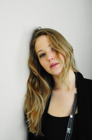 2010-02-Sundance_Film_Festival_photoshoot_of_Jennifer_Lawrence_10.jpg