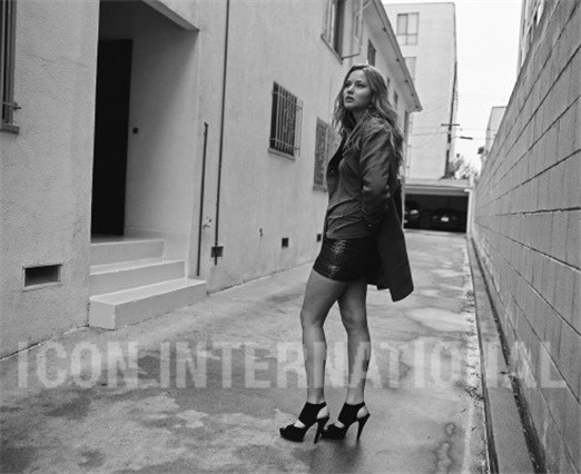 jenniferlawrencecom062.jpg