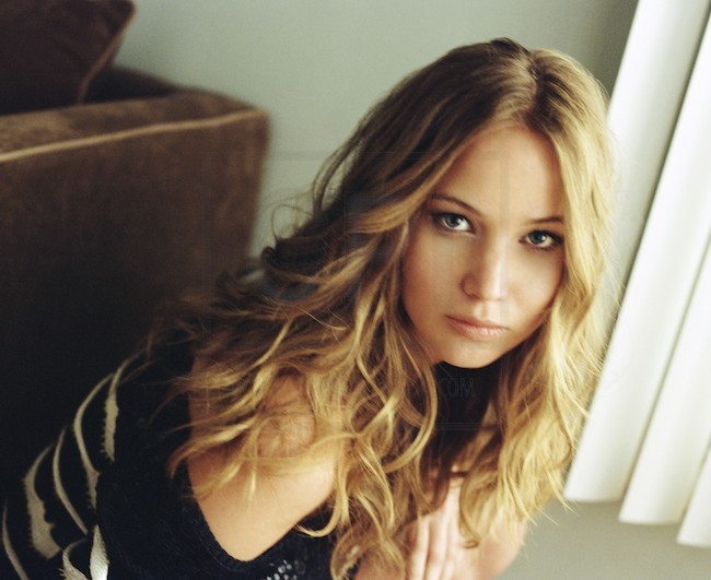 jenniferlawrencecom077.jpg