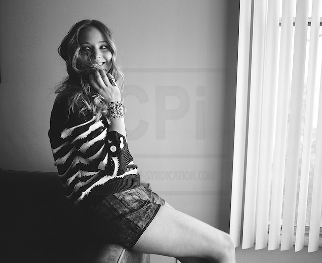 jenniferlawrencecom083.jpg