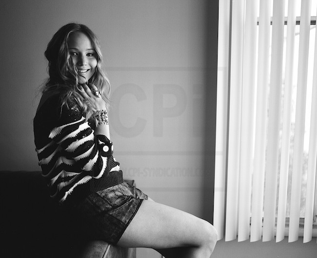 jenniferlawrencecom084.jpg