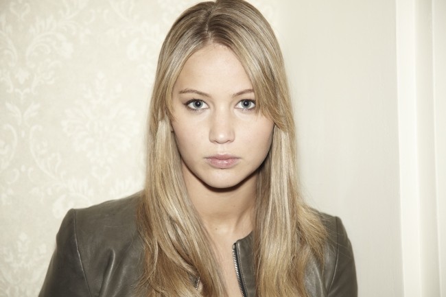 jenniferlawrencecom007.jpg