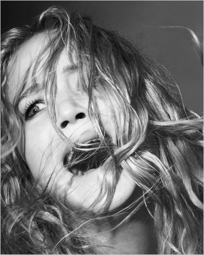 jenniferlawrencecom001.jpg