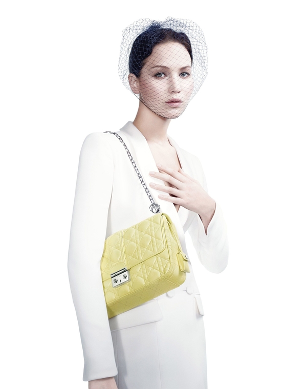 jlaw_photoshoot_missdior_march2013_28529.jpg