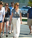 Filename=jlaw_candid_21april2013_001.jpg
Filesize=3401KiB
Dimensions=2849x4000
Date added=May 20, 2013 jlaw_candid_21april2013_001.jpg