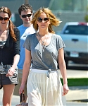 Filename=jlaw_candid_21april2013_009.jpg
Filesize=1092KiB
Dimensions=1486x2000
Date added=May 20, 2013 jlaw_candid_21april2013_009.jpg