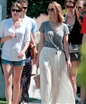 Filename=jlaw_candid_21april2013_014.jpg
Filesize=3243KiB
Dimensions=2541x3700
Date added=May 20, 2013 jlaw_candid_21april2013_014.jpg