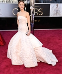 jlaw_events_24feb2013_academyawardsredcarpet_102.jpg
