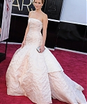 jlaw_events_24feb2013_academyawardsredcarpet_133.jpg