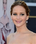 jlaw_events_24feb2013_academyawardsredcarpet_148.jpg