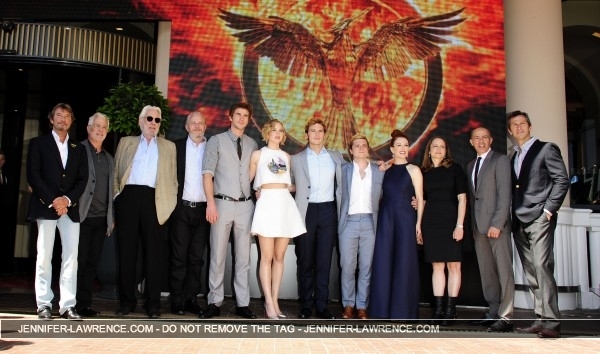 GROUP_May_17_-__Mockingjay_Part_1__photocall_at_Cannes_in_France_288329.jpg