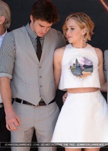 MQ_May_17_-__Mockingjay_Part_1__photocall_at_Cannes_in_France_285829.jpg