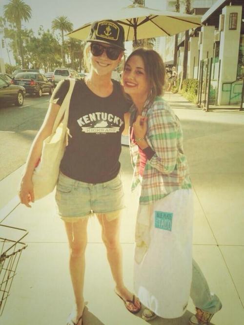 With_Fans_284829.jpg