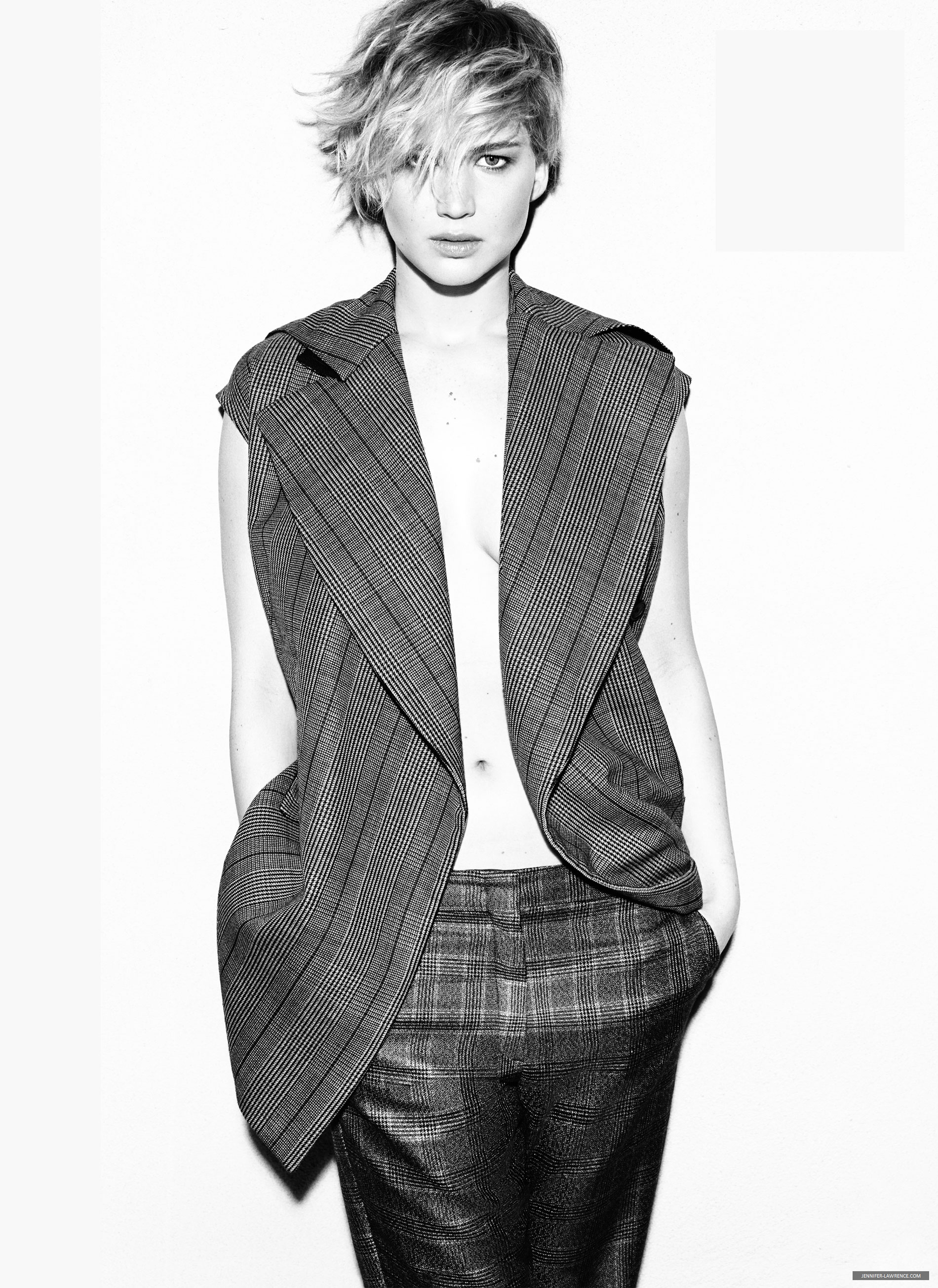 mcx-jennifer-lawrence-june-2014-cover-look-3-lgn.jpg