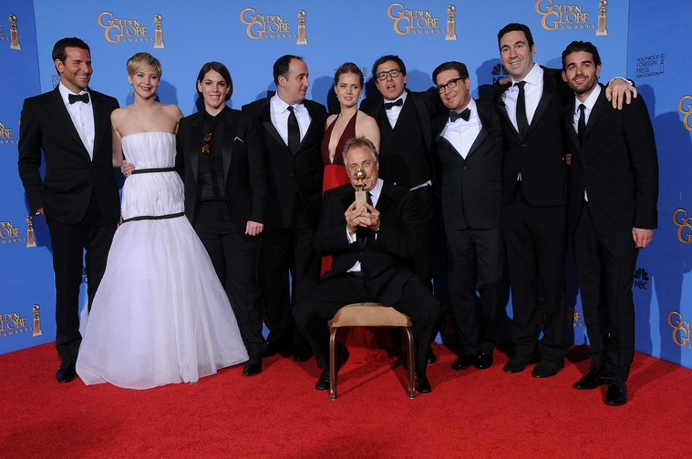 71st_Annual_Golden_Globe_Awards_press_room_2815229.jpg