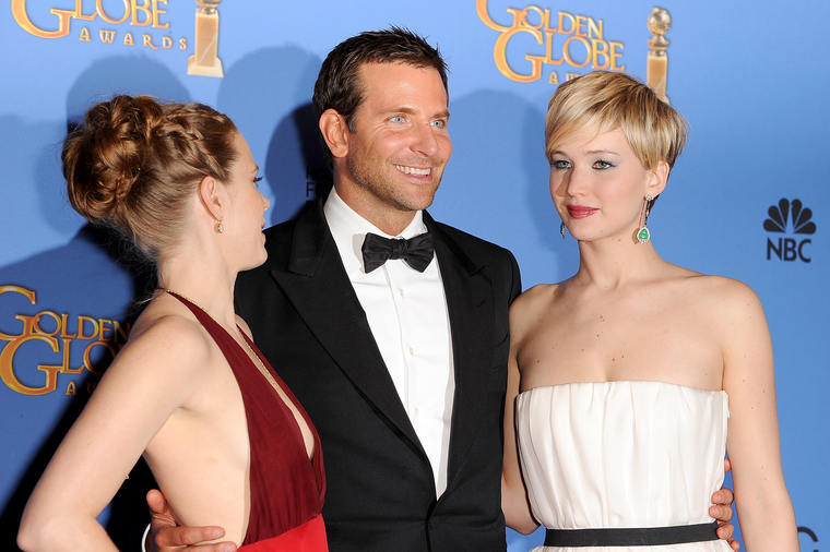 71st_Annual_Golden_Globe_Awards_press_room_287329.jpg