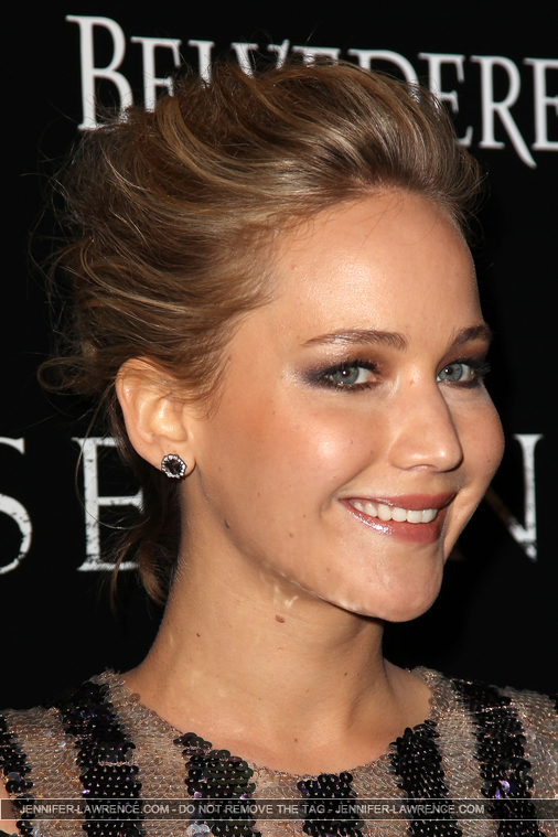 A_March_21_-_Attends_a_screening_of___Serena___28329.JPG