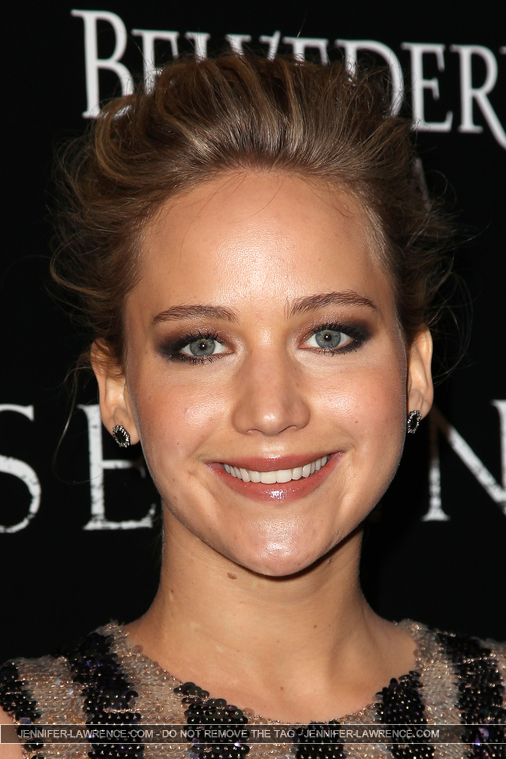 A_March_21_-_Attends_a_screening_of___Serena___28429.JPG