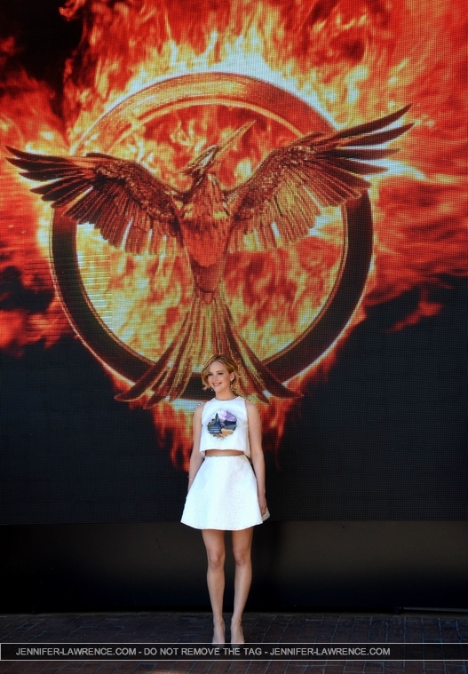 A_May_17_-__Mockingjay_Part_1__photocall_at_Cannes_in_France_2815329.jpg