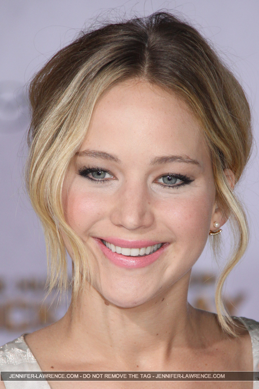 A_November_17_-__Mockingjay_Part_1__LA_Premiere_281029.JPG