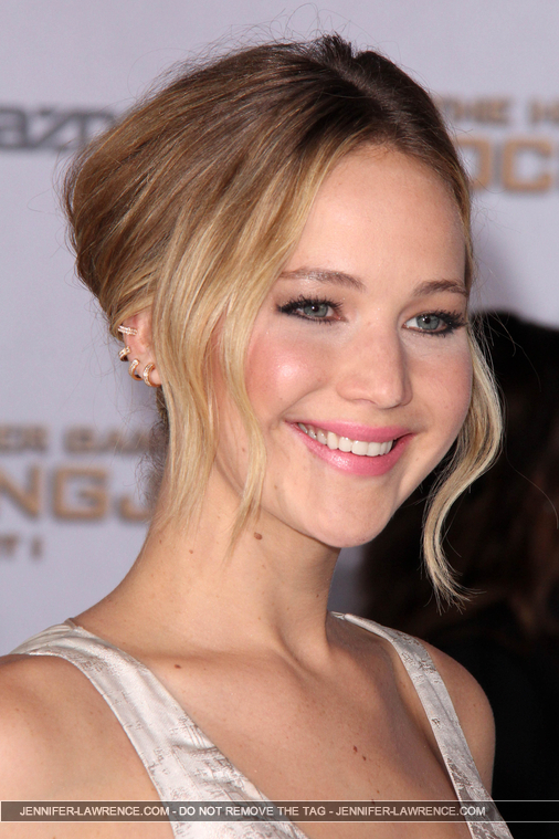 A_November_17_-__Mockingjay_Part_1__LA_Premiere_2810629.JPG