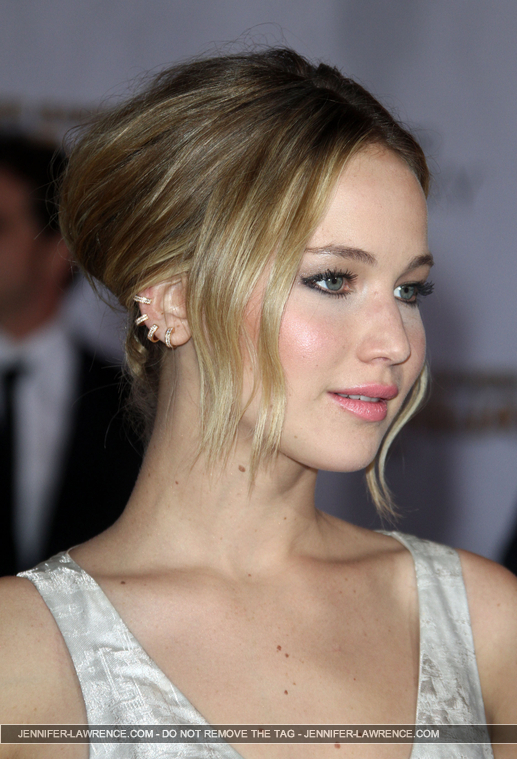 A_November_17_-__Mockingjay_Part_1__LA_Premiere_2811529.jpg
