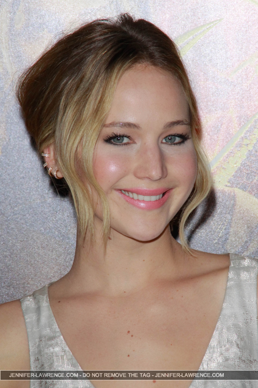 A_November_17_-__Mockingjay_Part_1__LA_Premiere_28229.jpg