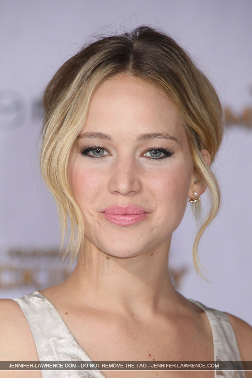 A_November_17_-__Mockingjay_Part_1__LA_Premiere_28829.JPG