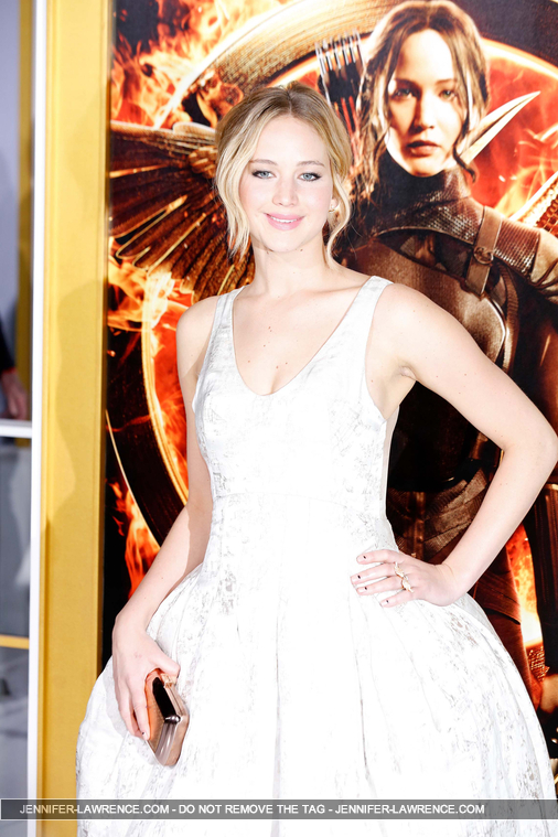 Aa_November_17_-__Mockingjay_Part_1__Premiere_in_Los_Angeles_281529.jpg