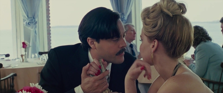 American_Hustle_2013_28216429.jpg