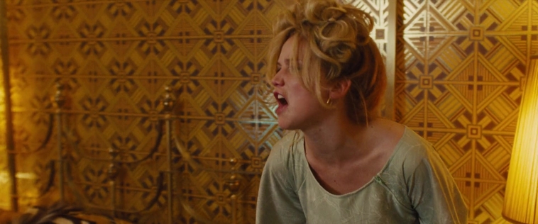 American_Hustle_2013_28252229.jpg
